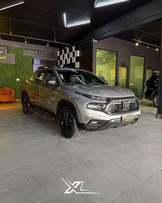 FIAT TORO 2.0 16V TURBO DIESEL ULTRA 4WD AT9 FIAT TORO 2.0 16V TURBO DIESEL ULTRA 4WD AT9